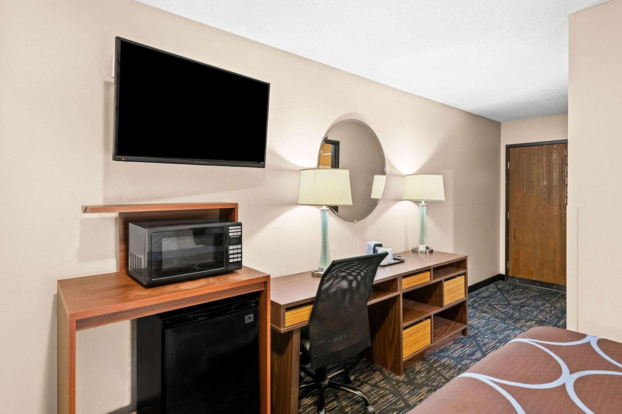 במוטל Super 8 By Wyndham Council Bluffs Ia Omaha Ne Area מראה חיצוני תמונה