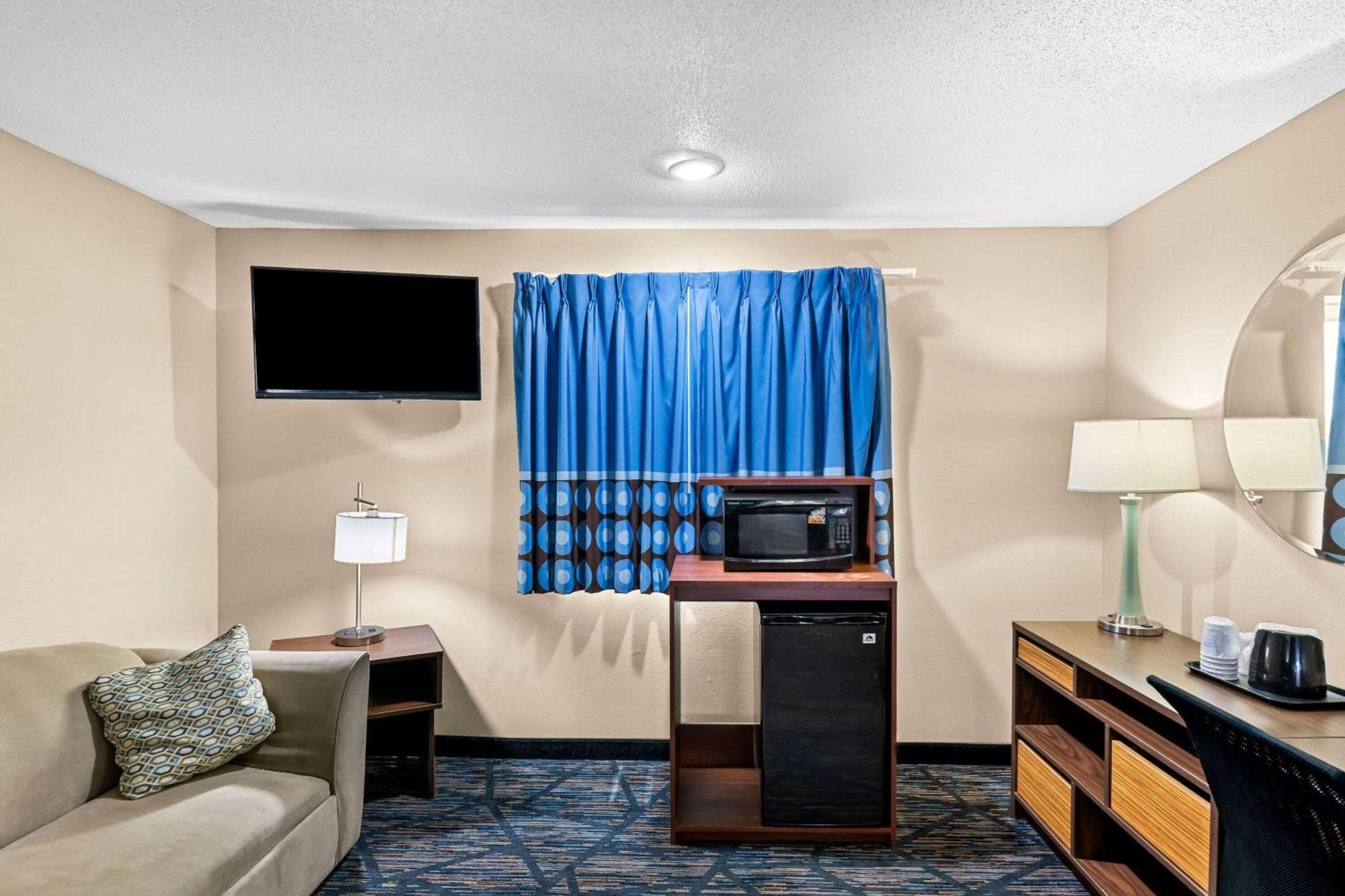 במוטל Super 8 By Wyndham Council Bluffs Ia Omaha Ne Area מראה חיצוני תמונה