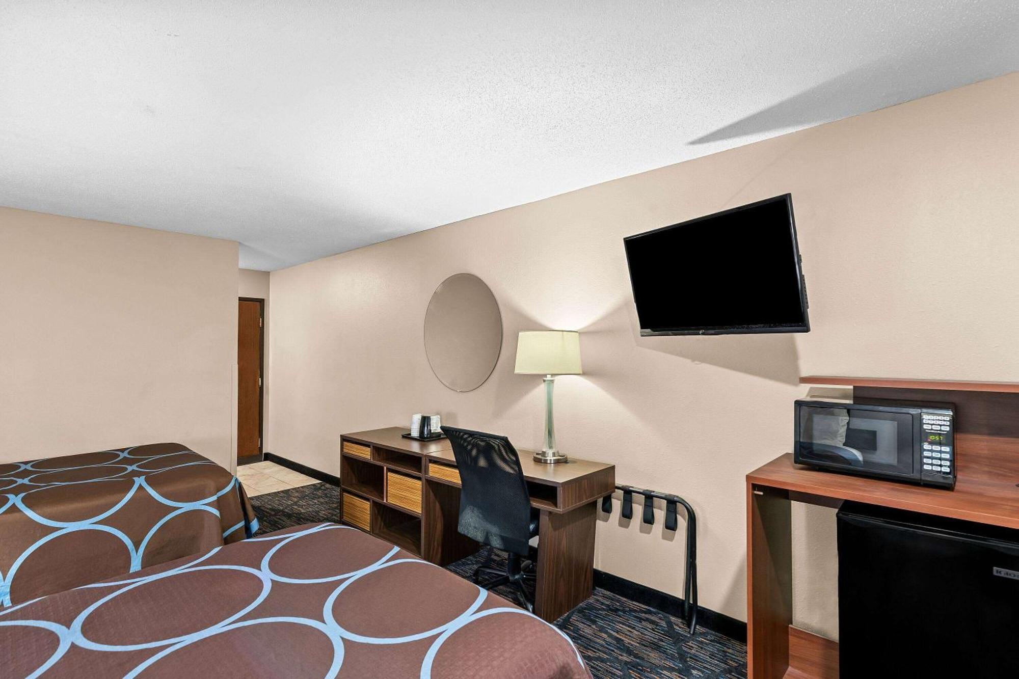 במוטל Super 8 By Wyndham Council Bluffs Ia Omaha Ne Area מראה חיצוני תמונה